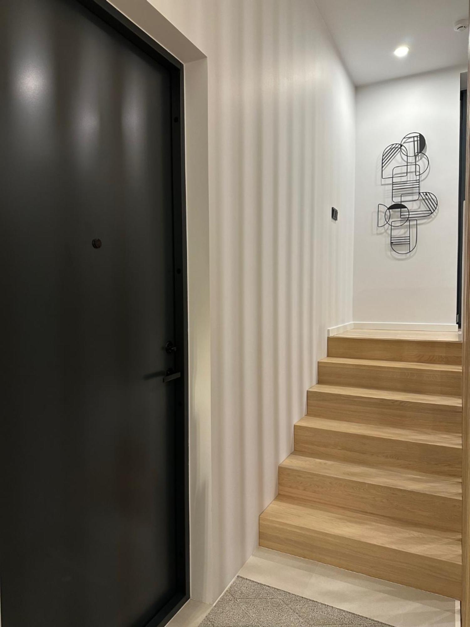 Апартаменты Brand New With Balcony And Free Parking *