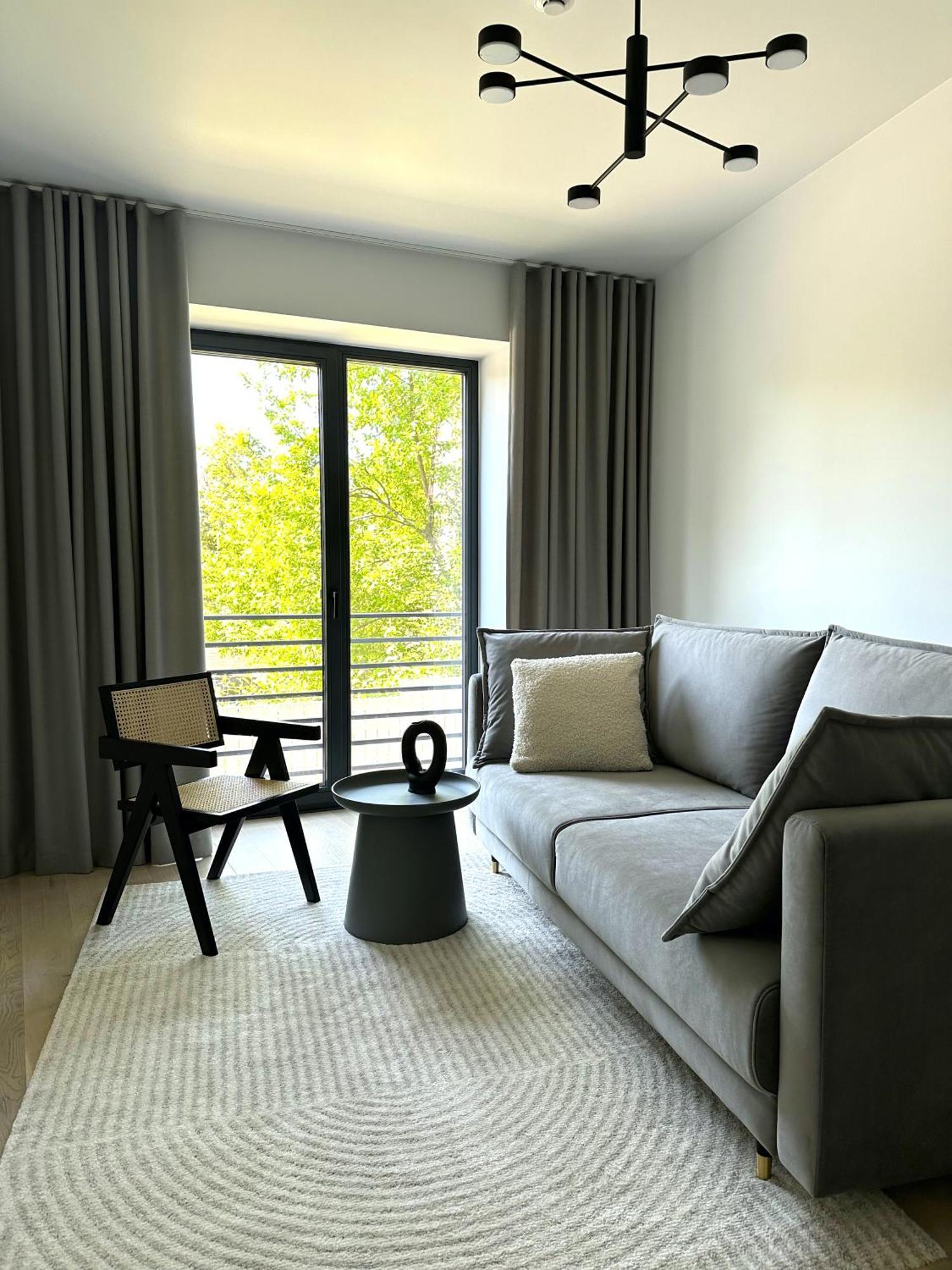 Апартаменты Brand New With Balcony And Free Parking *