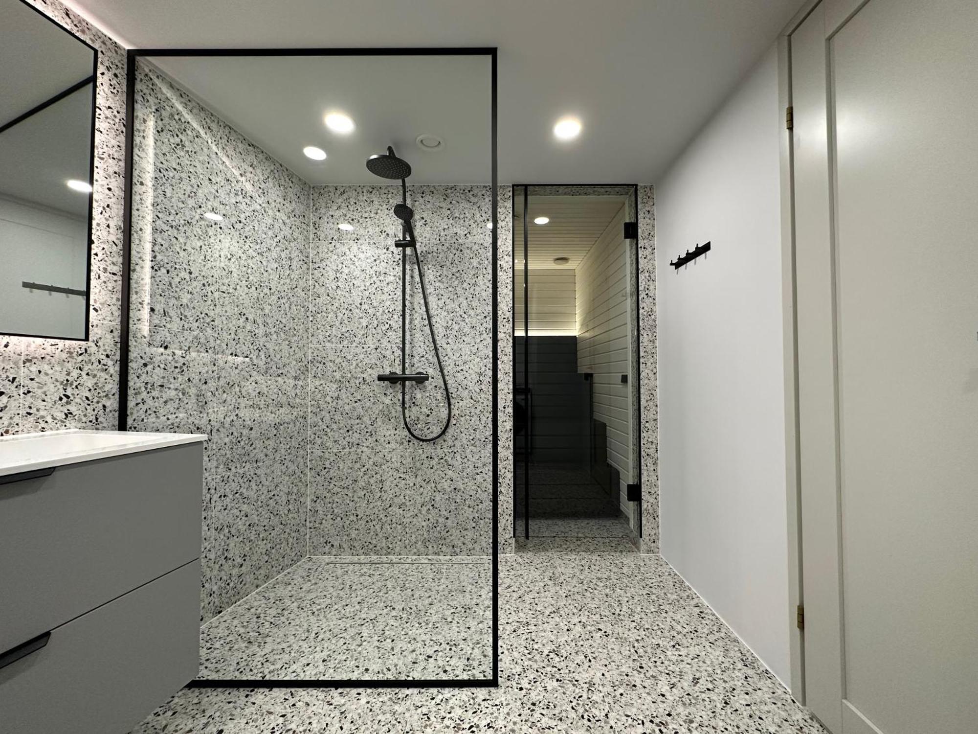 Brand New With Balcony And Free Parking * Таллин